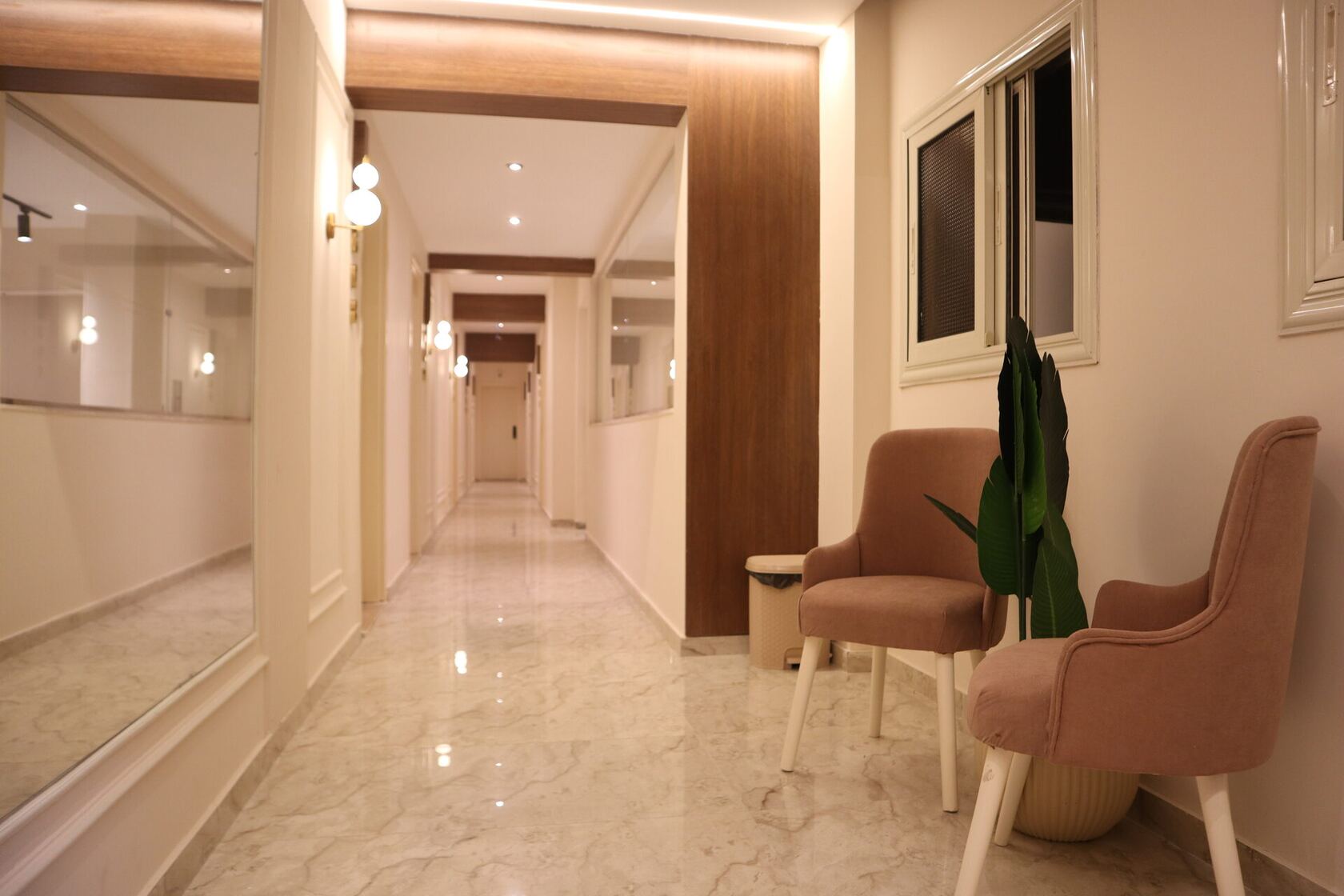 CALMA Hotel corridor