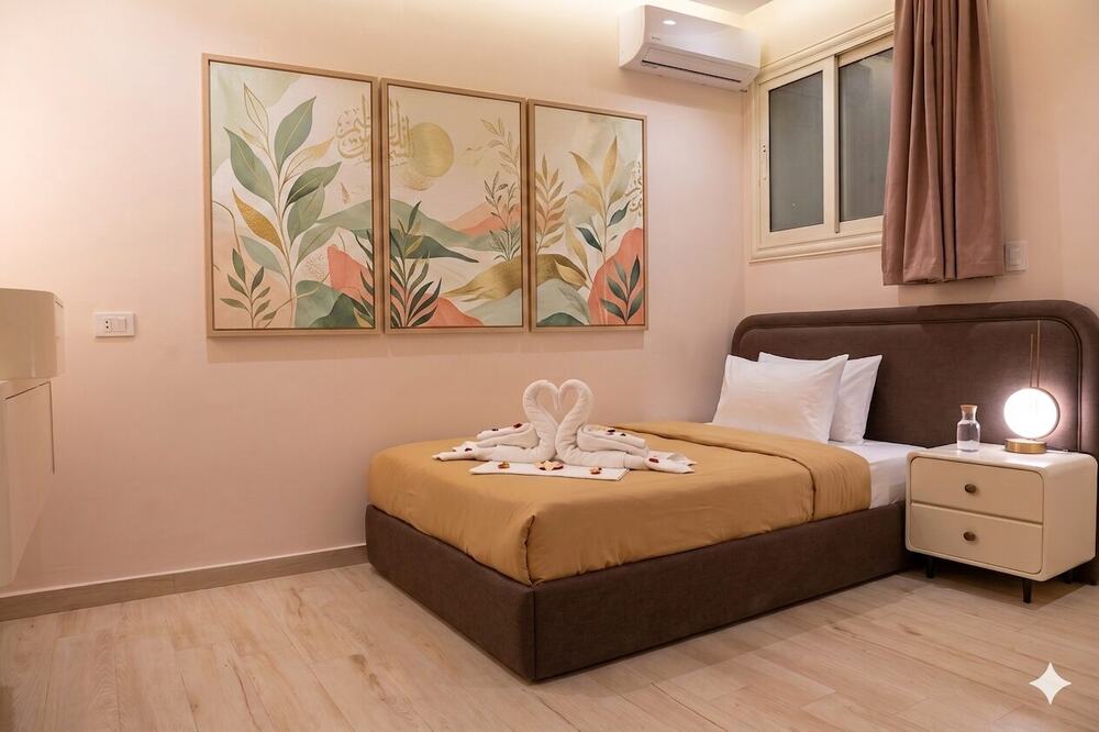 Guest room detail