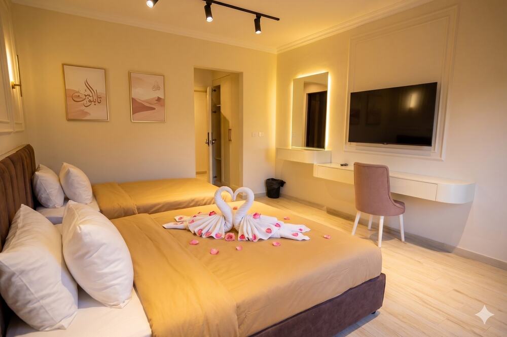Deluxe Double Room at CALMA Hotel